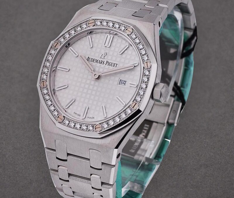 Sell Audemars Piguet Royal Oak Lady 67651ST.ZZ.1261ST.01 in Dubai