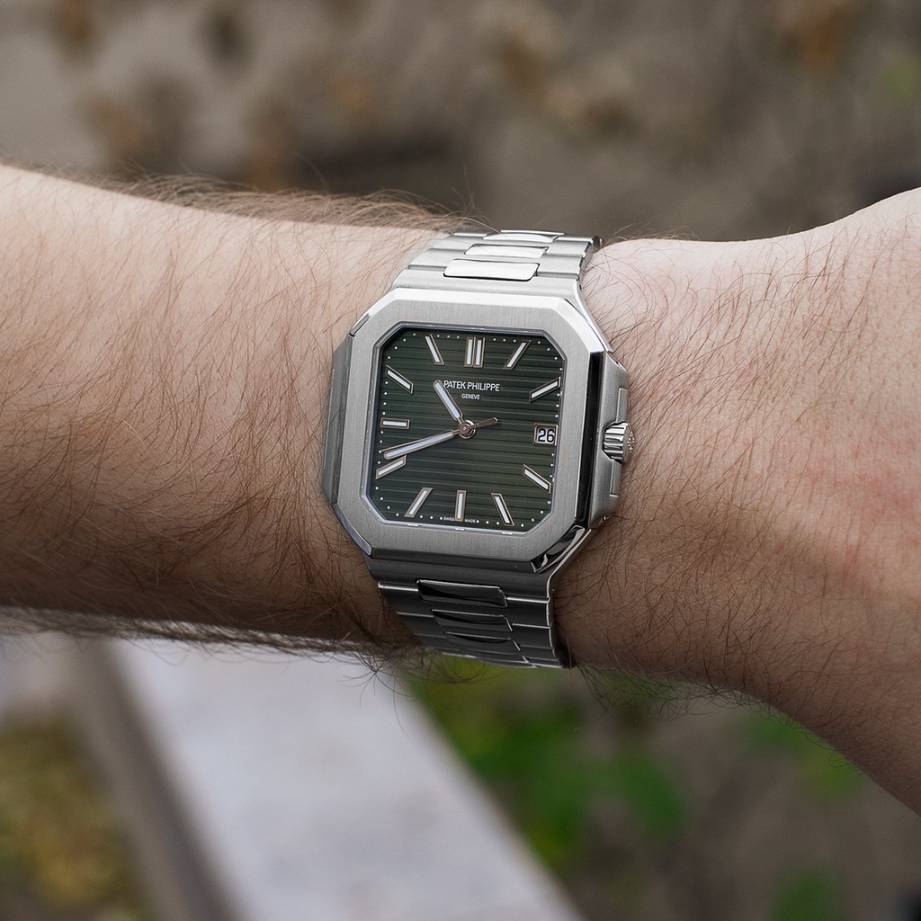 Sell Patek Philippe Cubitus 5821/1A-001 in Dubai - Sell My Watch Dubai